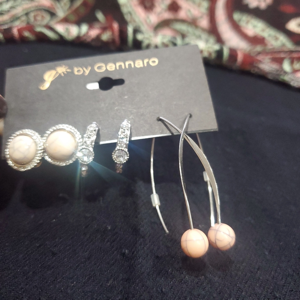 Earrings - Picture 2 of 3